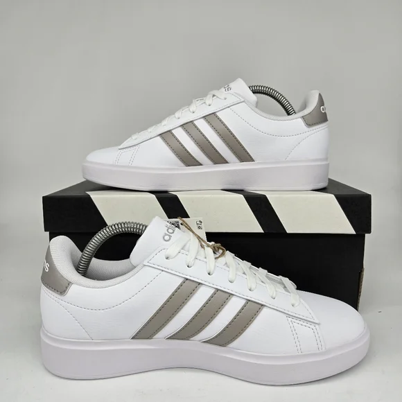 adidas Womwn's Grand Court White Platinum Metallic Tennis Shoes GW9215 Size 6.5 - Picture 6 of 8